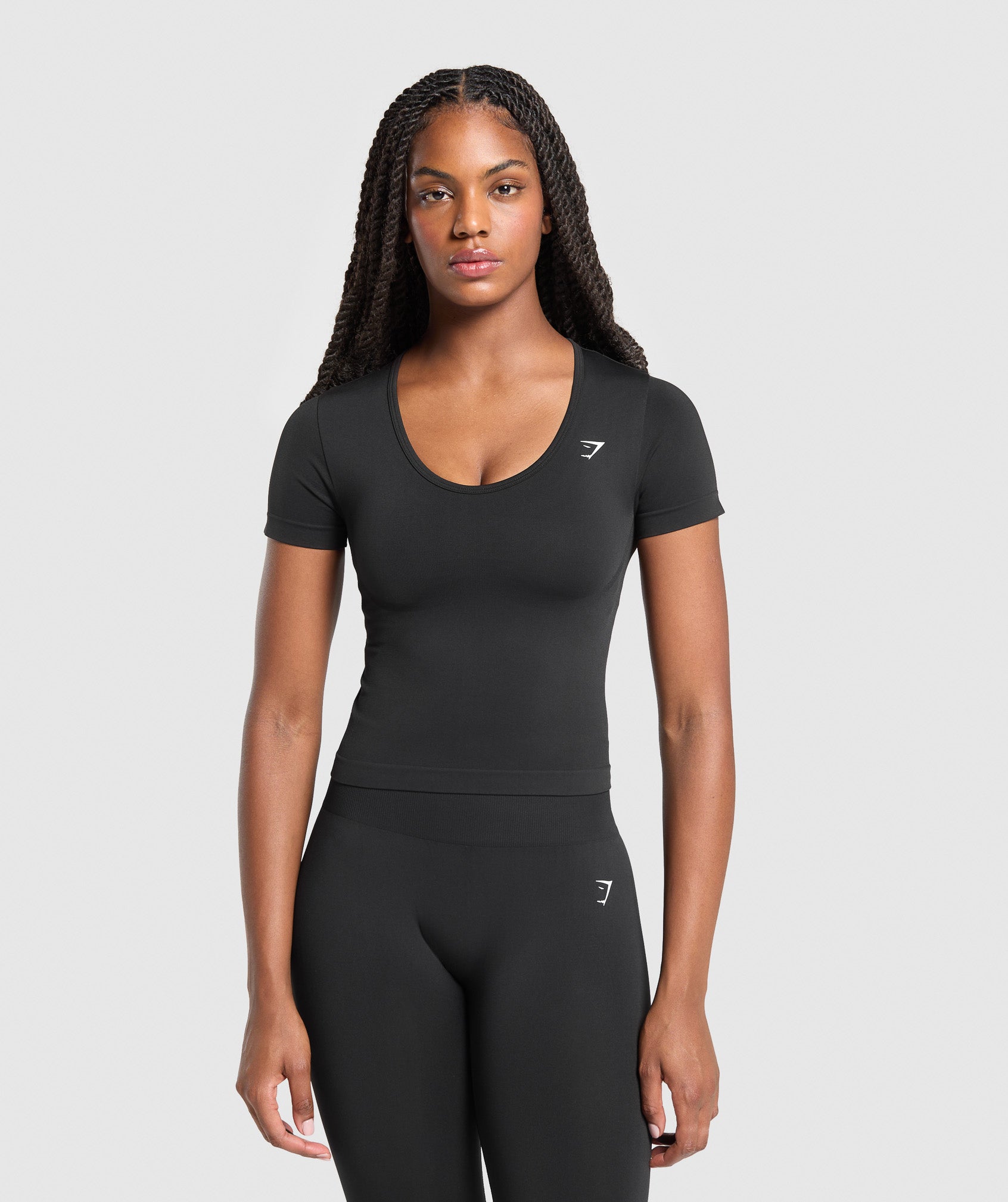Everyday Seamless Tight Fit Crew Neck Tee