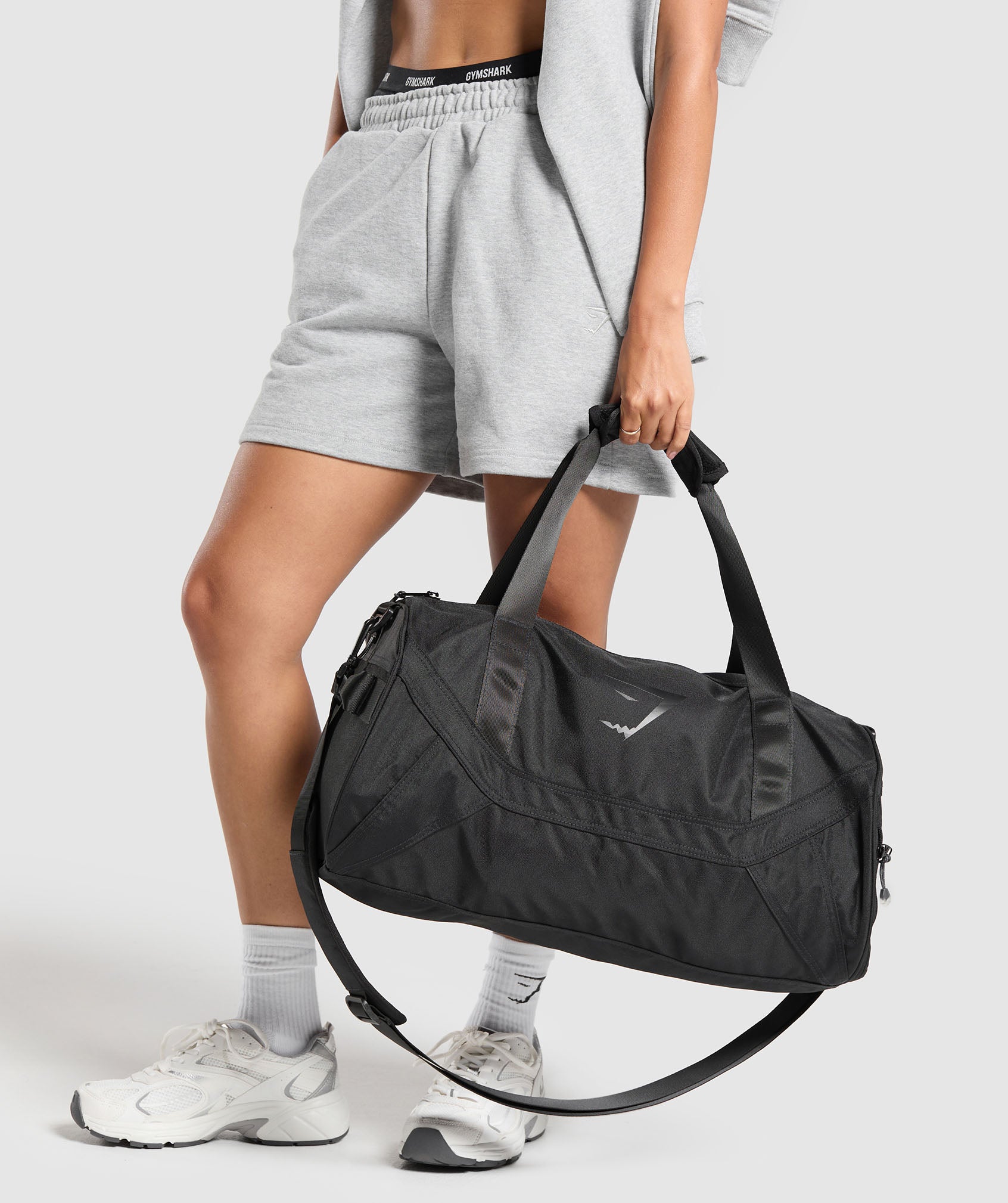 Alternative view of Sharkhead Holdall