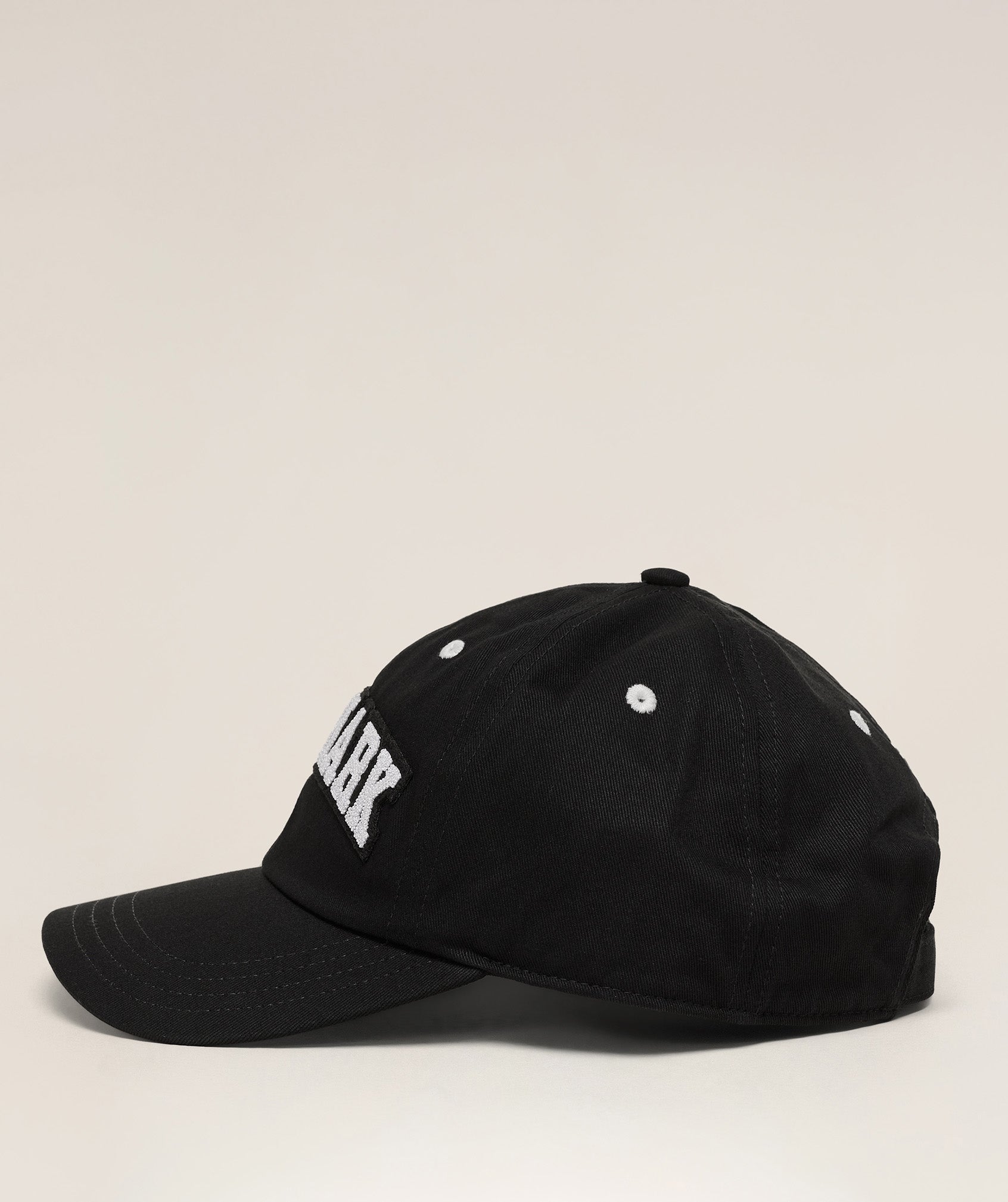 Alternative view of Collegiate Cap